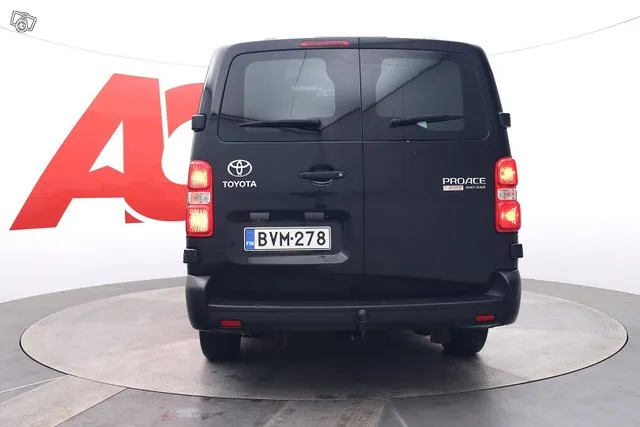 Toyota Proace L2 2,0 D 120 - / Vetokoukku / Webasto / Toyota Approved-vaihtoauto / Image 4