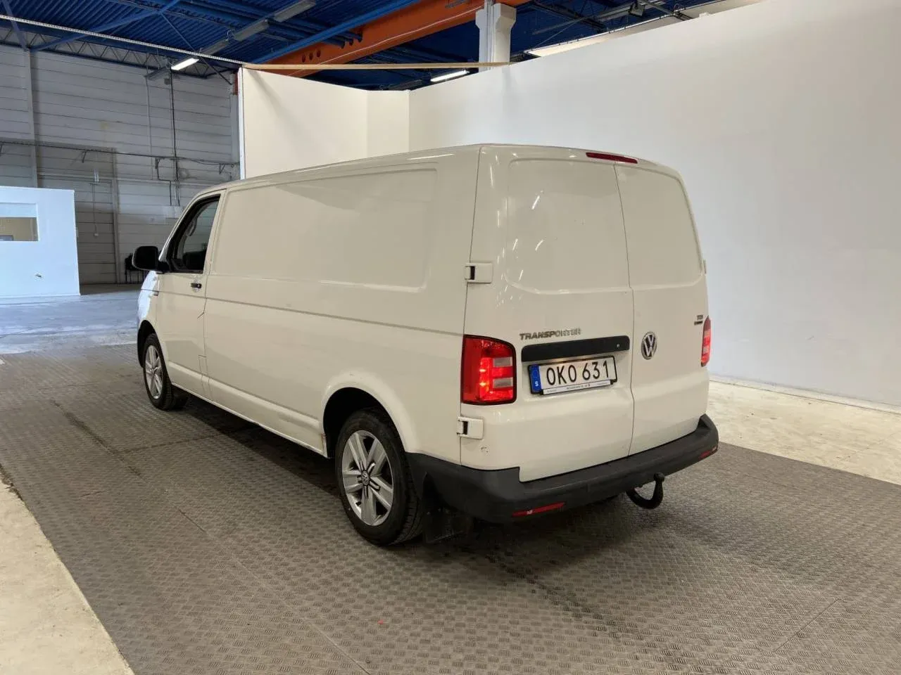 Volkswagen Transporter L2 205hk 4Motion Drag Värmare MOMS Image 2